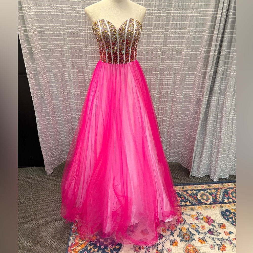 Vienna Prom Strapless Pink Sweetheart Dress